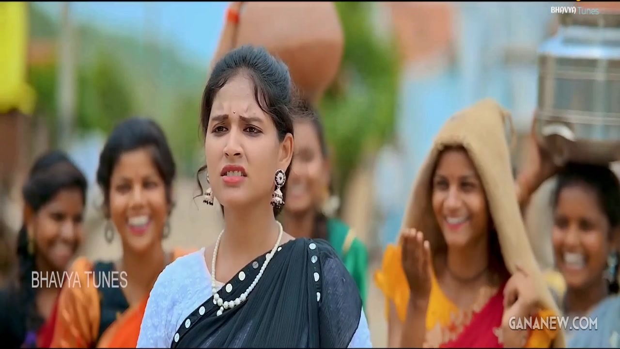 Strange Darling (2024) Hollywood Hindi Dubbed Screenshot 1